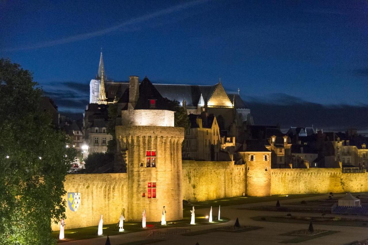Studio Bis 32M2 Au Calme Situe Au Centre De Vannes Exterior foto